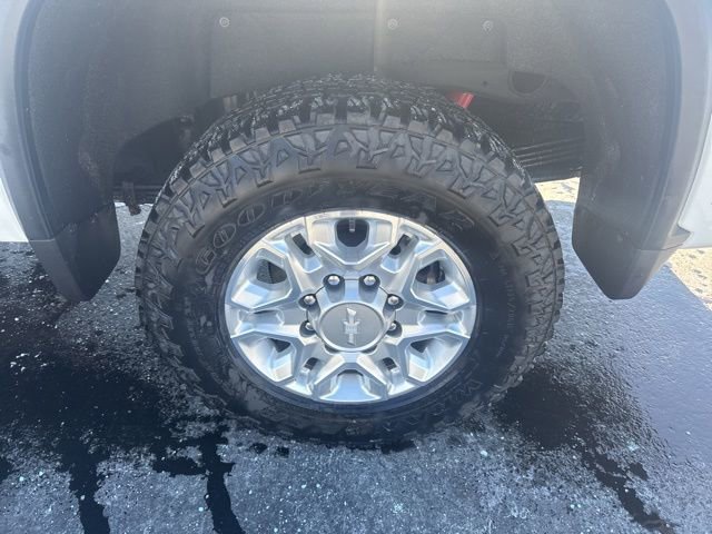 Used 2020 Chevrolet Silverado 2500 LT w/ All Star Edition image 16