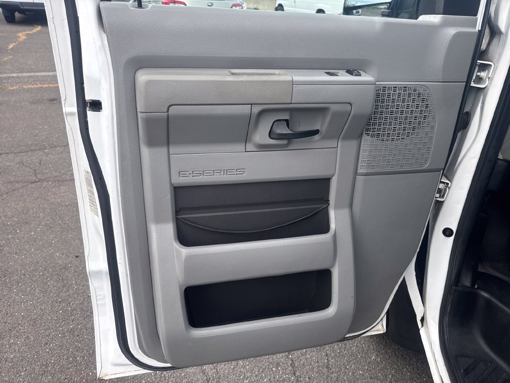 Used 2012 Ford E-250 and Econoline 250 w/ PWR Group RWD image 11