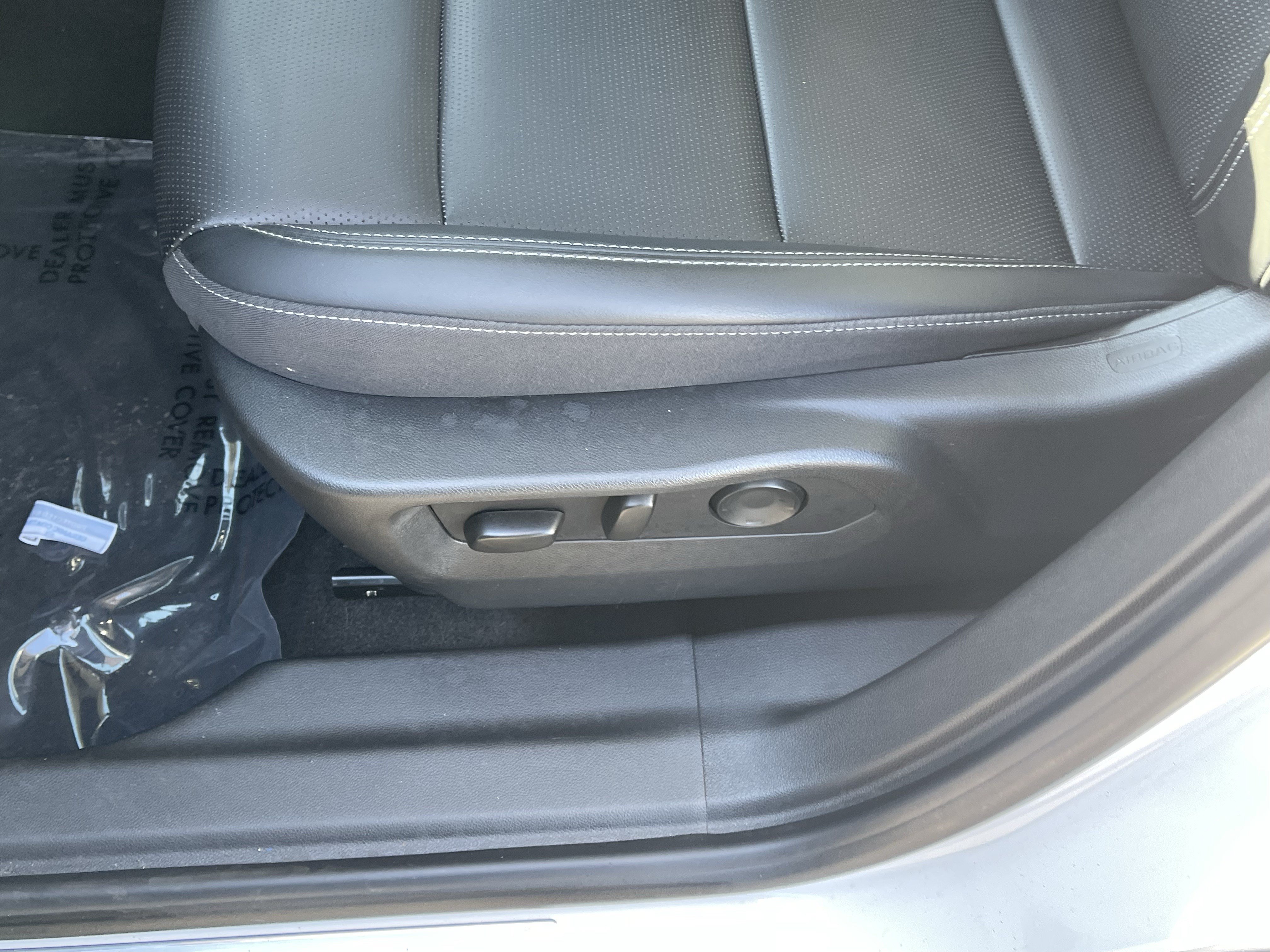 Used 2024 Buick Envision Preferred AWD/4WD image 19