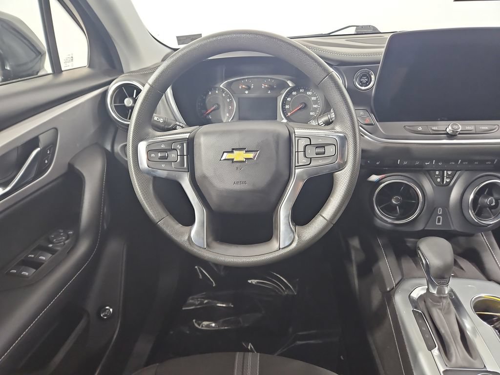Used 2024 Chevrolet Blazer LT w/ Convenience Package AWD/4WD image 14