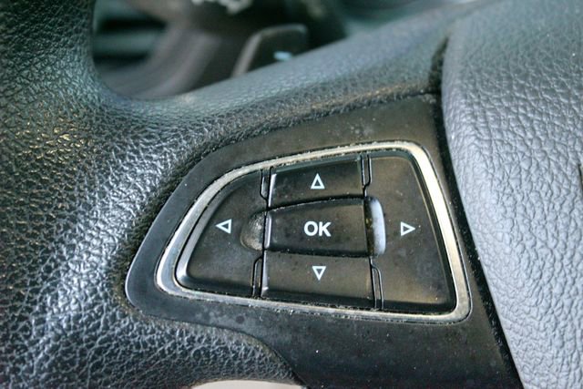 Used 2017 Ford Escape SE w/ Equipment Group 201A image 15