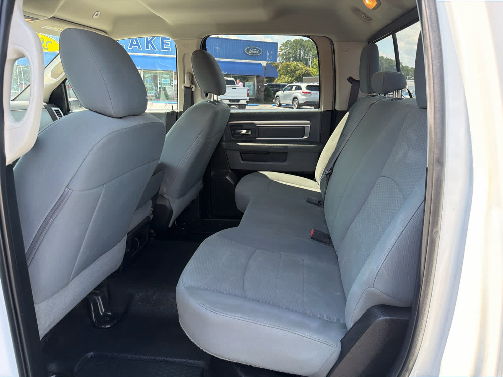 Used 2019 RAM 1500 Classic SLT w/ Protection Group AWD/4WD image 12