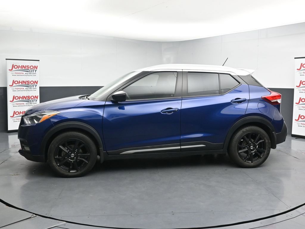 Used 2020 Nissan Kicks SR w/ SR Premium Package FWD image 5