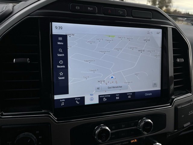 Used 2022 Ford F350 Lariat w/ Black Appearance Package image 13