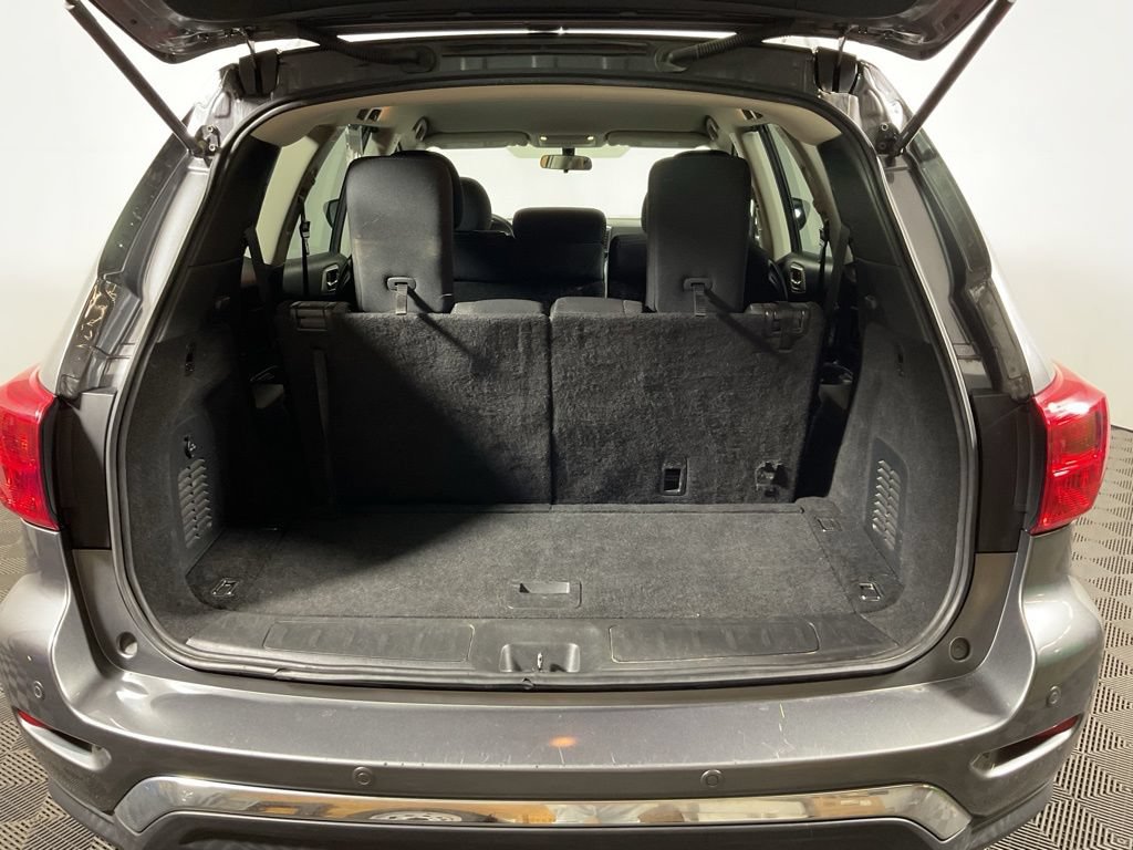 Used 2019 Nissan Pathfinder S AWD/4WD image 14