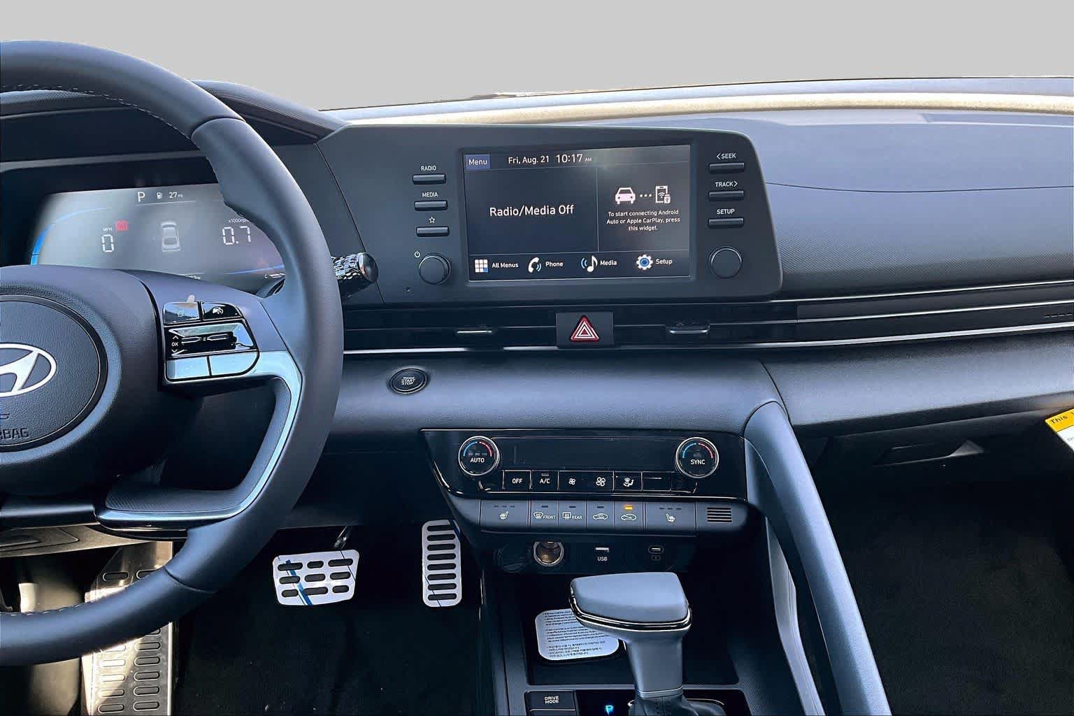 New 2026 Hyundai Elantra SEL Sport FWD image 6