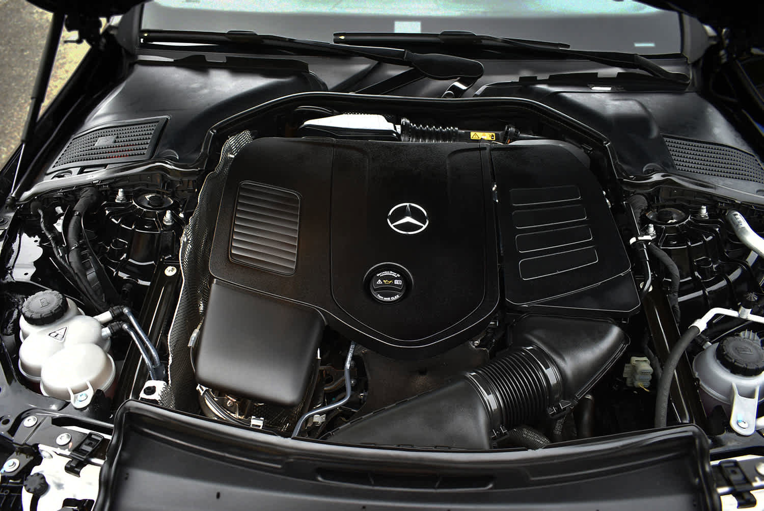Used 2023 Mercedes-Benz C 300 4MATIC Sedan image 25