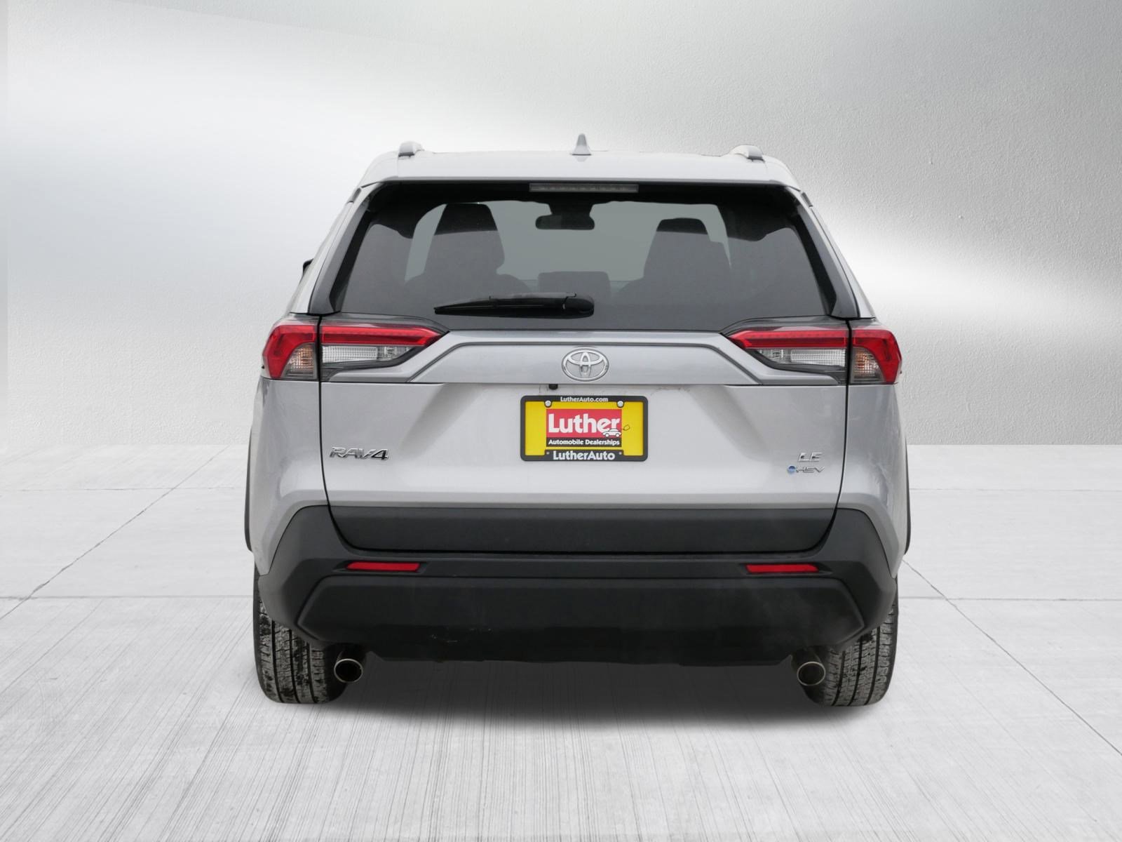 Used 2025 Toyota RAV4 LE image 6