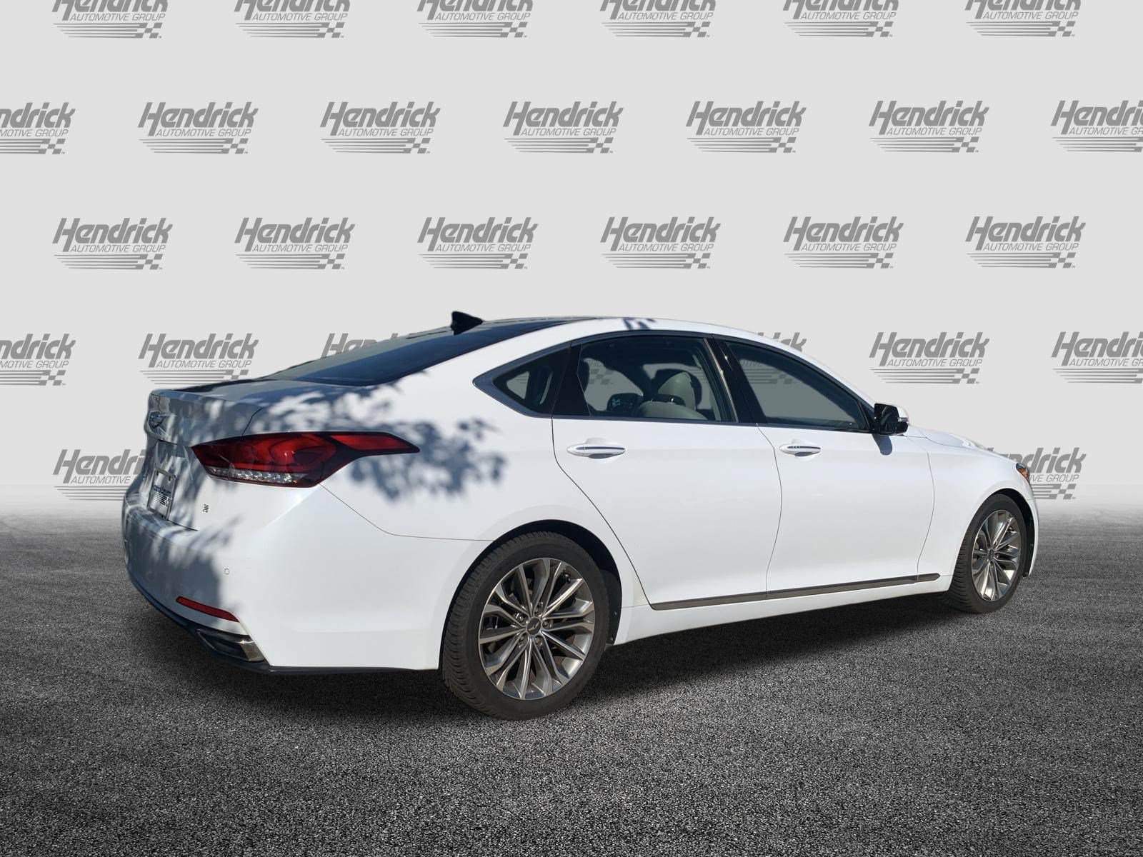 Used 2015 Hyundai Genesis 3.8 w/ Option Group 03 RWD image 10