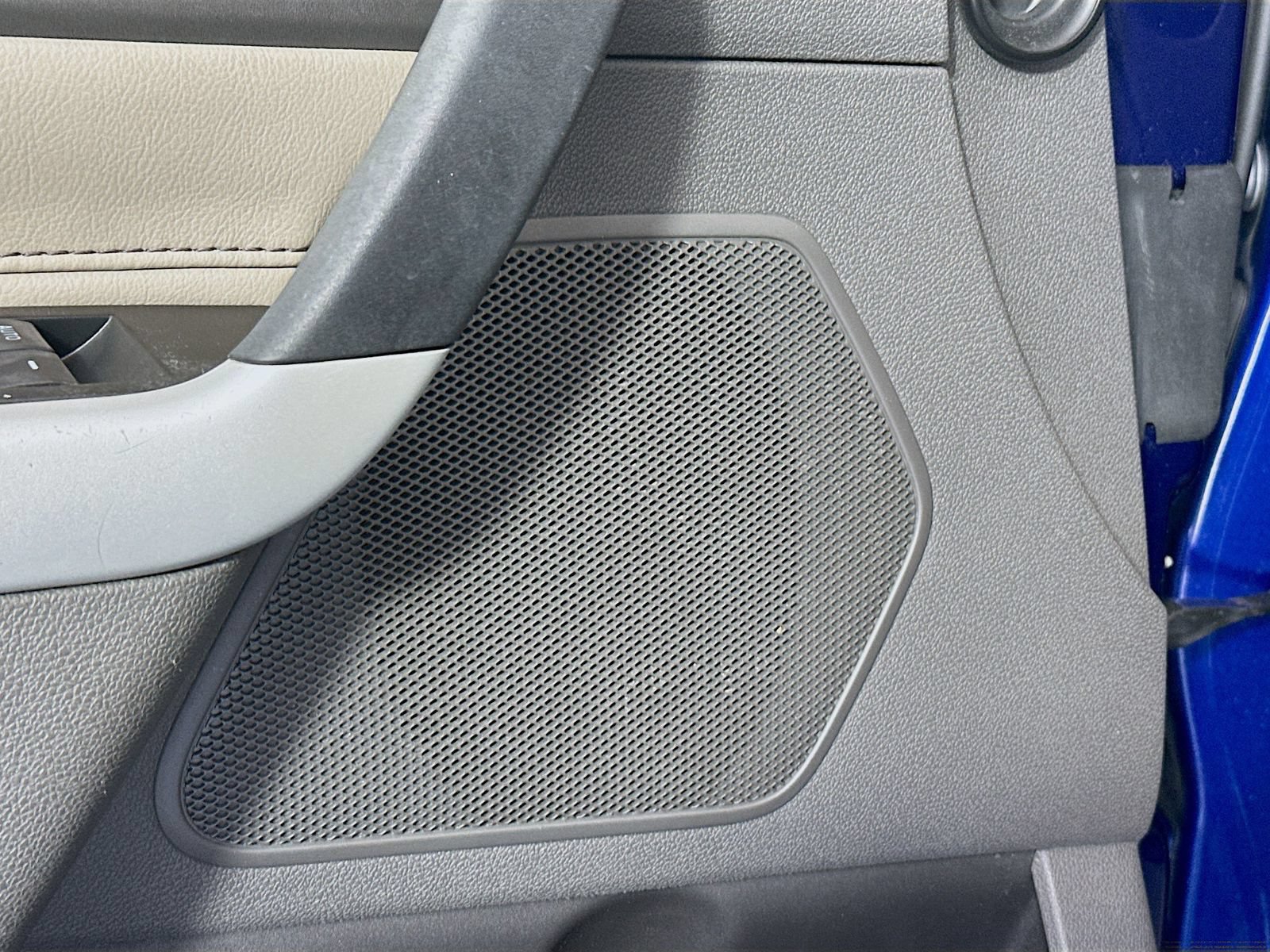 Used 2013 Ford Edge SE FWD image 17
