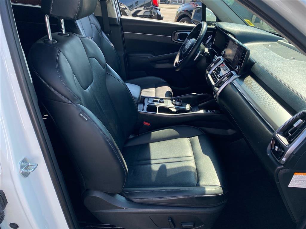 Certified 2023 Kia Sorento EX AWD/4WD image 27