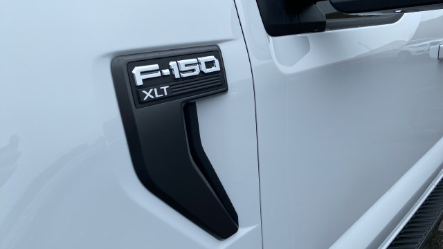 Used 2022 Ford F150 XLT w/ Equipment Group 302A High AWD/4WD image 29
