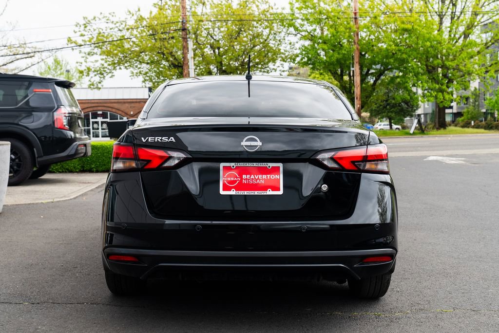 Used 2024 Nissan Versa S w/ Trunk Package FWD image 5