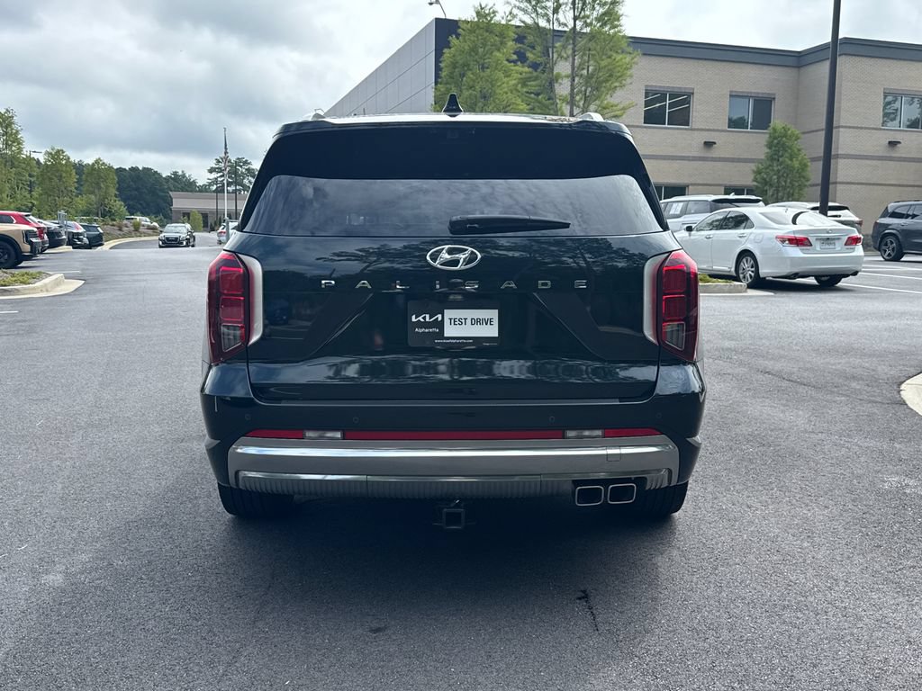 Used 2023 Hyundai Palisade Calligraphy FWD image 6
