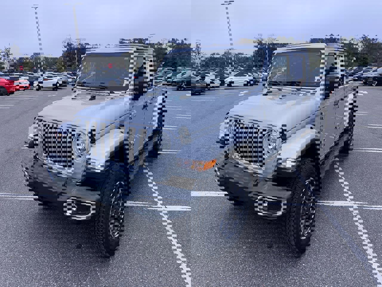 Used 2022 Jeep Gladiator Overland w/ Popular Equipment Package image 7