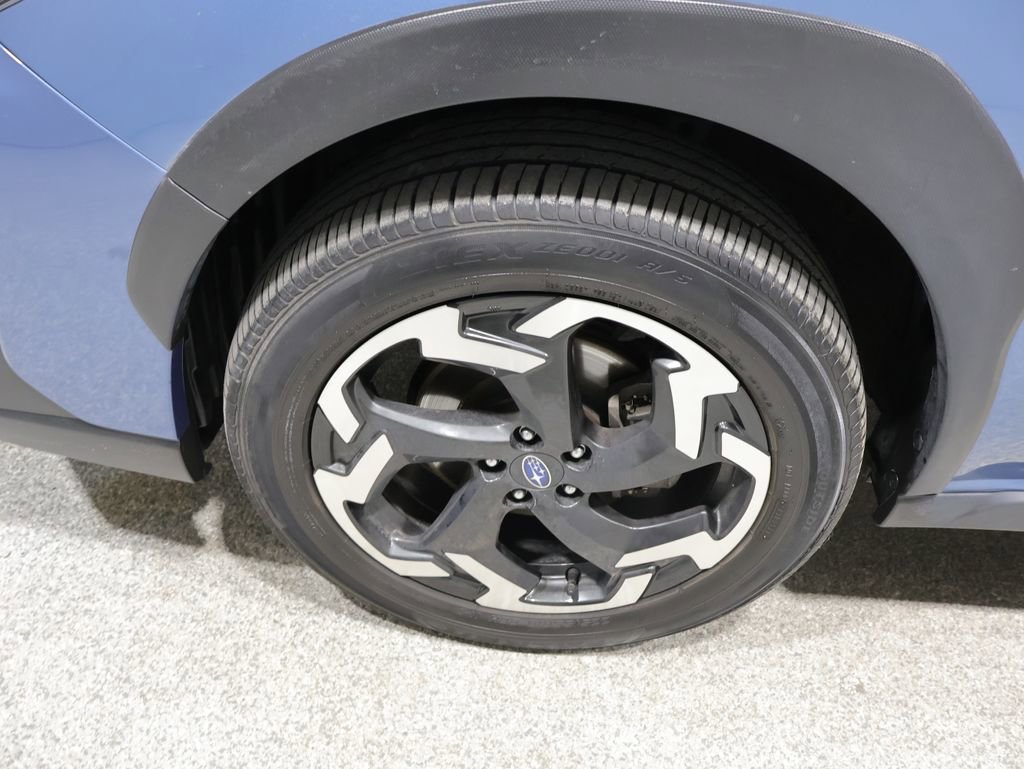 Used 2022 Subaru Crosstrek 2.5i Limited AWD/4WD image 9