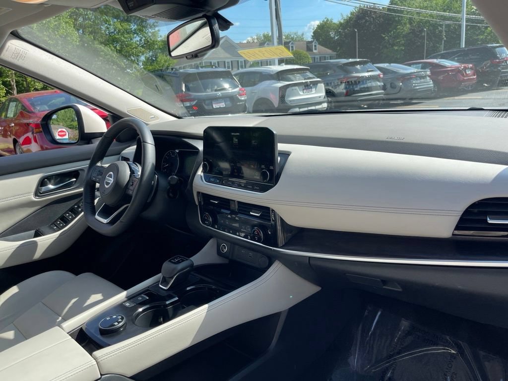 Certified 2021 Nissan Rogue SL w/ Premium Package AWD/4WD image 19