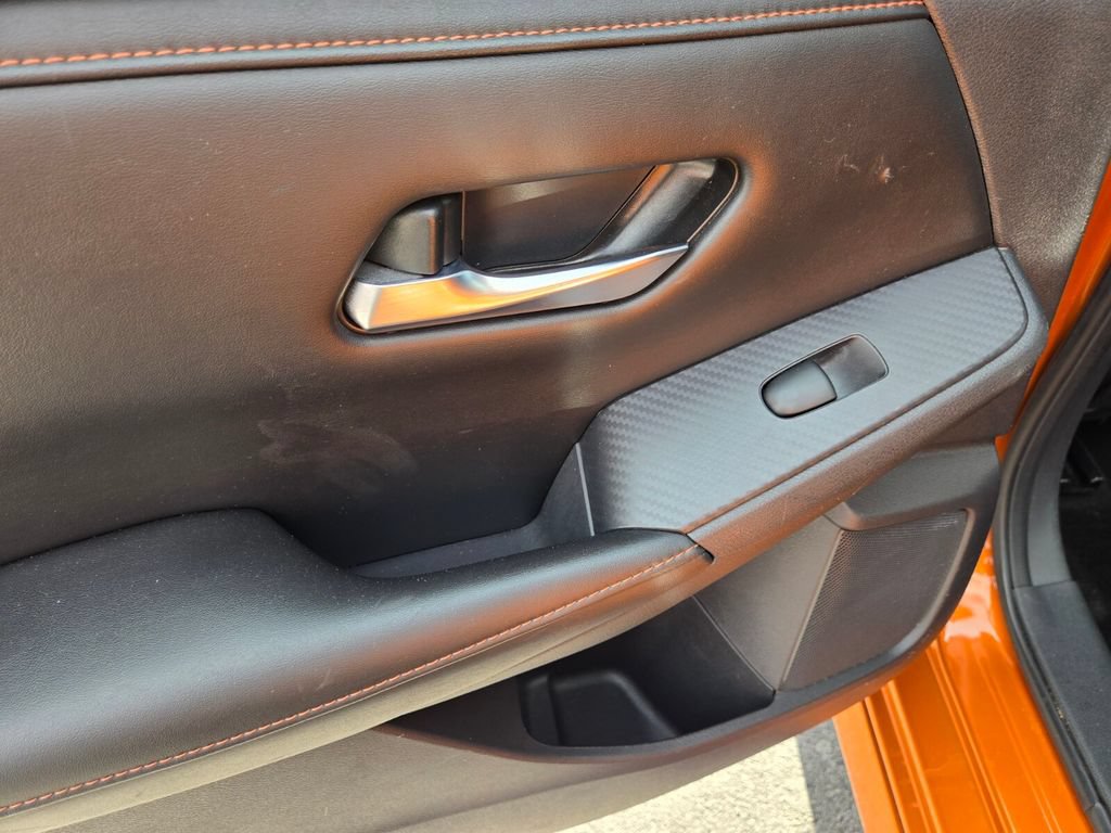 Certified 2021 Nissan Sentra SR FWD image 18
