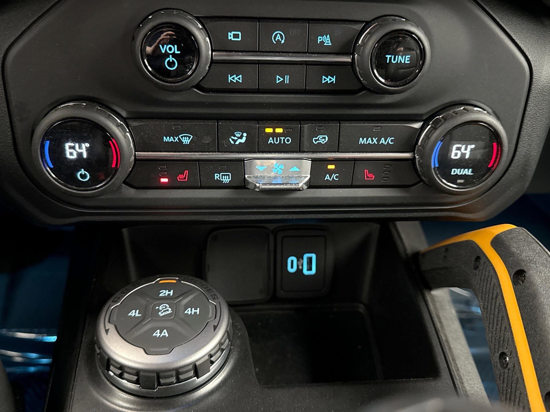 Used 2021 Ford Bronco Badlands AWD/4WD image 17