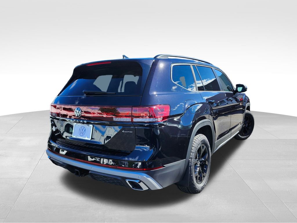 New 2026 Volkswagen Atlas Peak Edition image 6