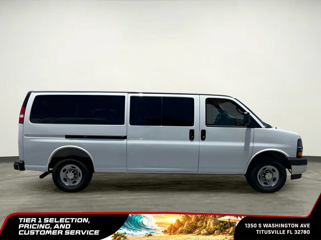 Used 2025 Chevrolet Express 3500 LT w/ LT Preferred Equipment Group RWD image 12