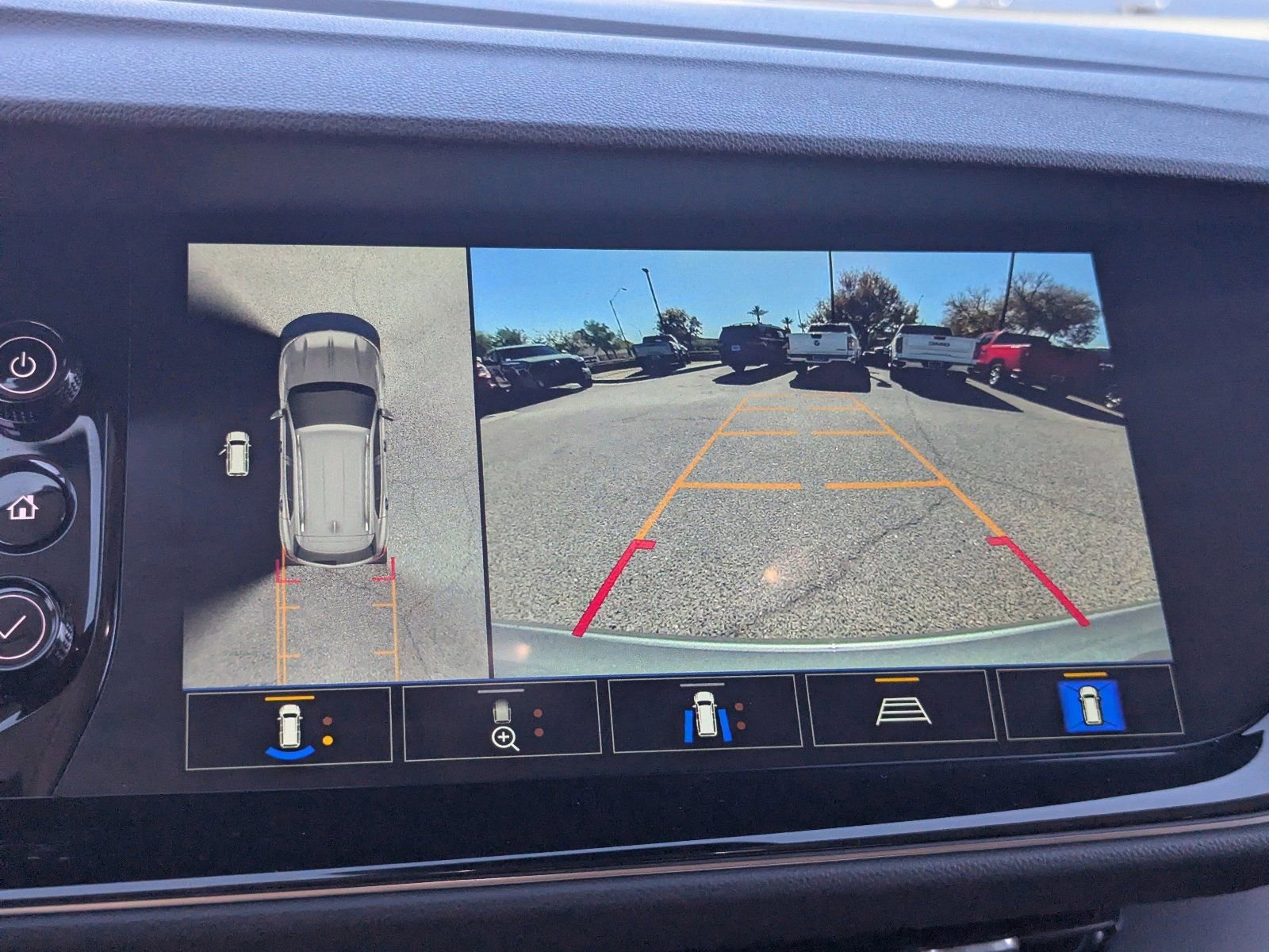 Used 2023 Buick Envision Avenir image 28