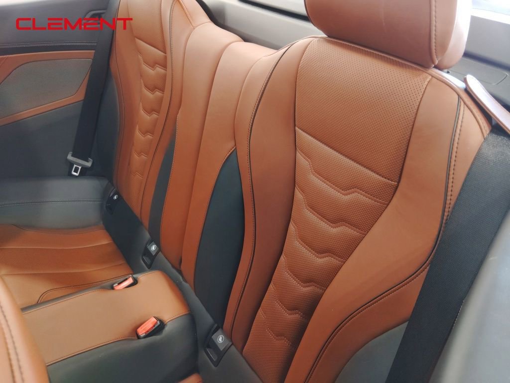 Used 2024 BMW M850i xDrive Convertible image 28