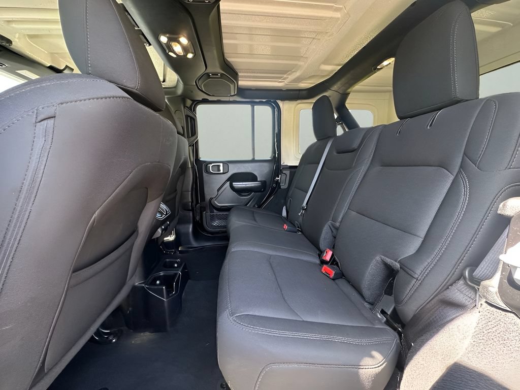 Used 2021 Jeep Wrangler Unlimited Sport AWD/4WD image 30