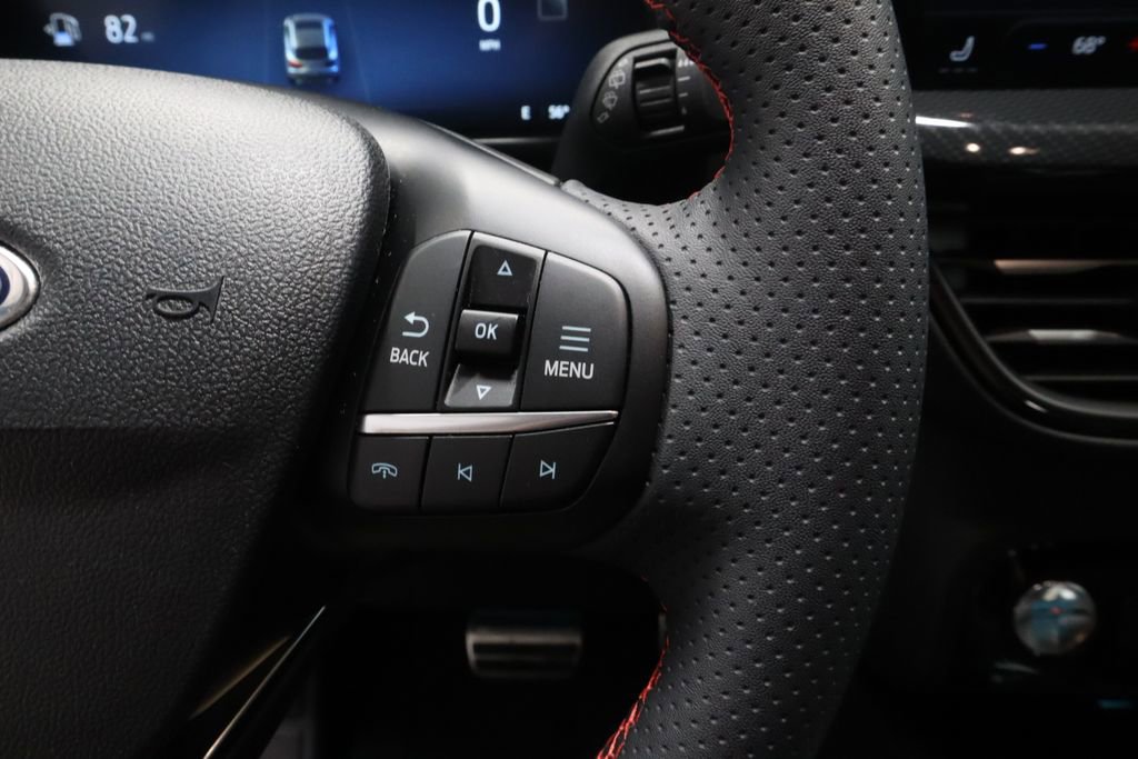 Used 2023 Ford Escape ST-Line Elite w/ Premium Technology Package AWD/4WD image 29