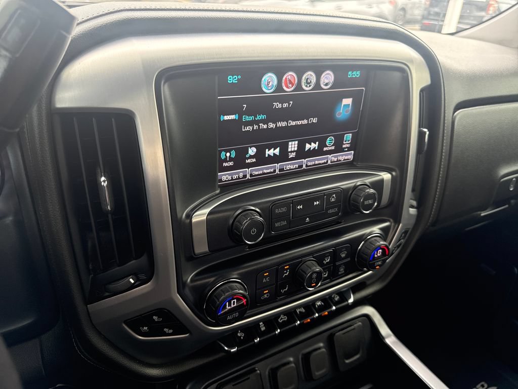 Used 2018 GMC Sierra 1500 SLT AWD/4WD image 21