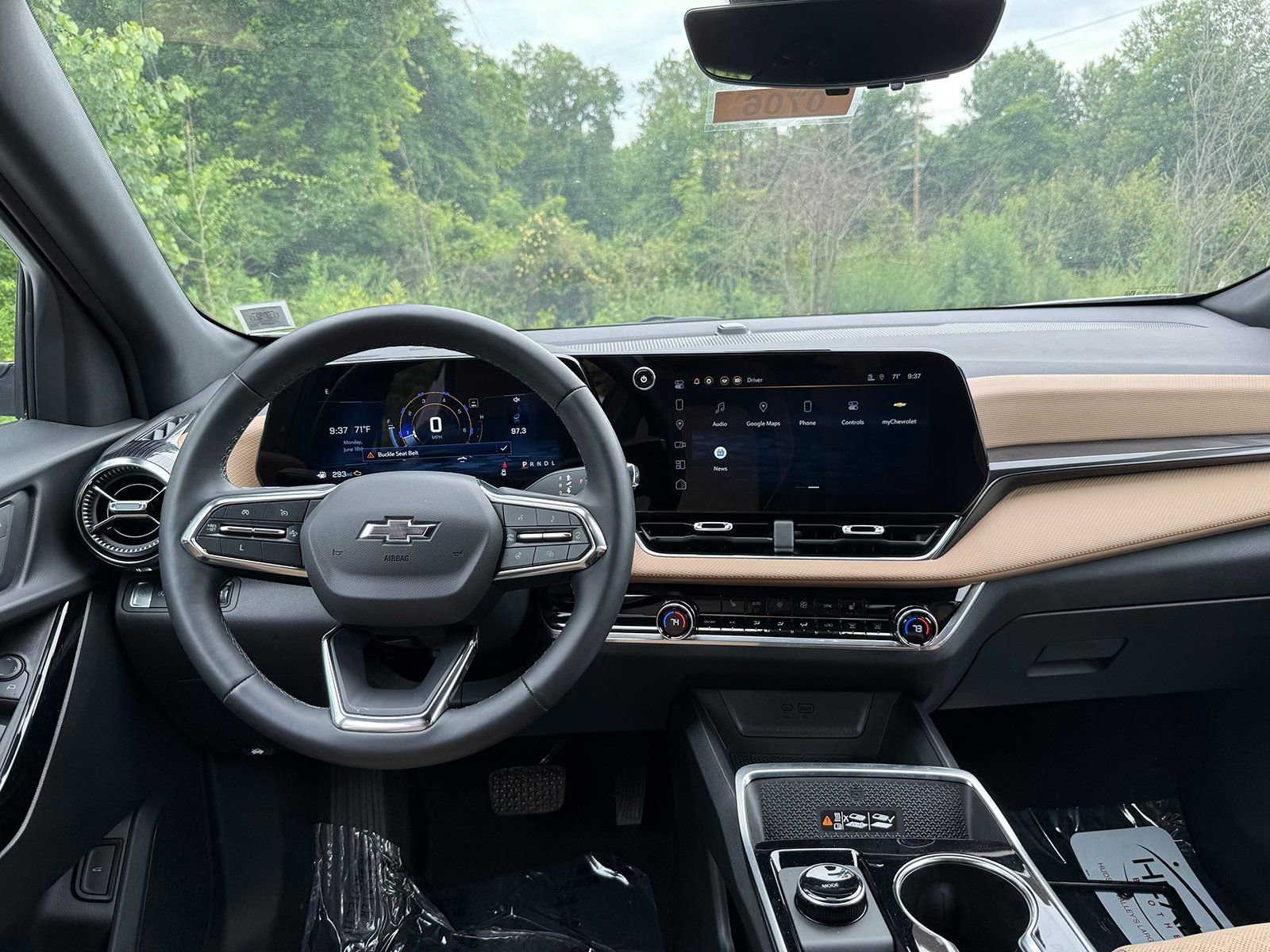 New 2025 Chevrolet Equinox ACTIV w/ Safety and Technology Package image 74