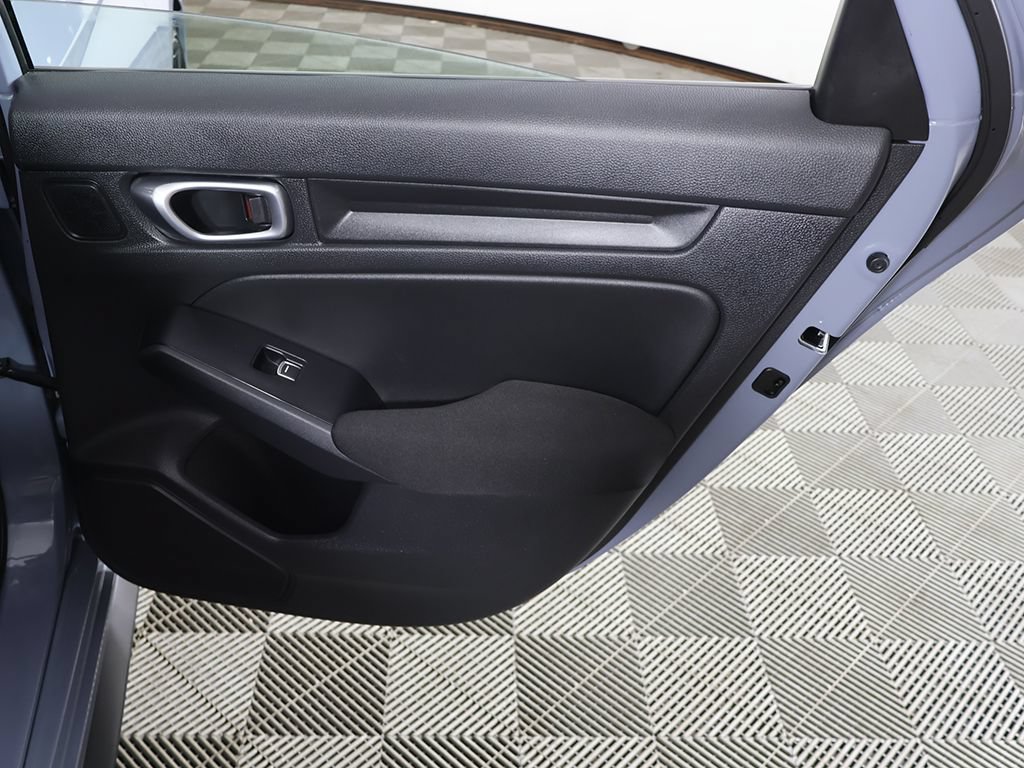 Used 2023 Honda Civic Sport image 18