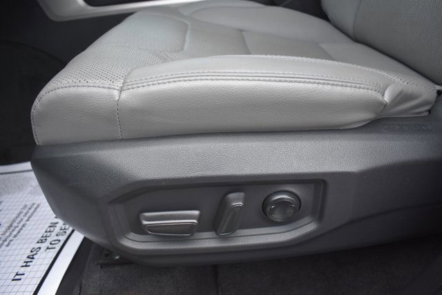 Used 2022 Toyota Tundra Limited image 14