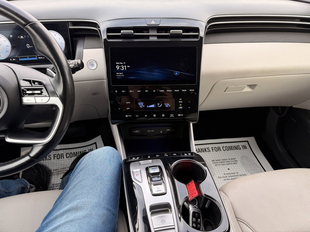 Used 2023 Hyundai Tucson Limited image 17