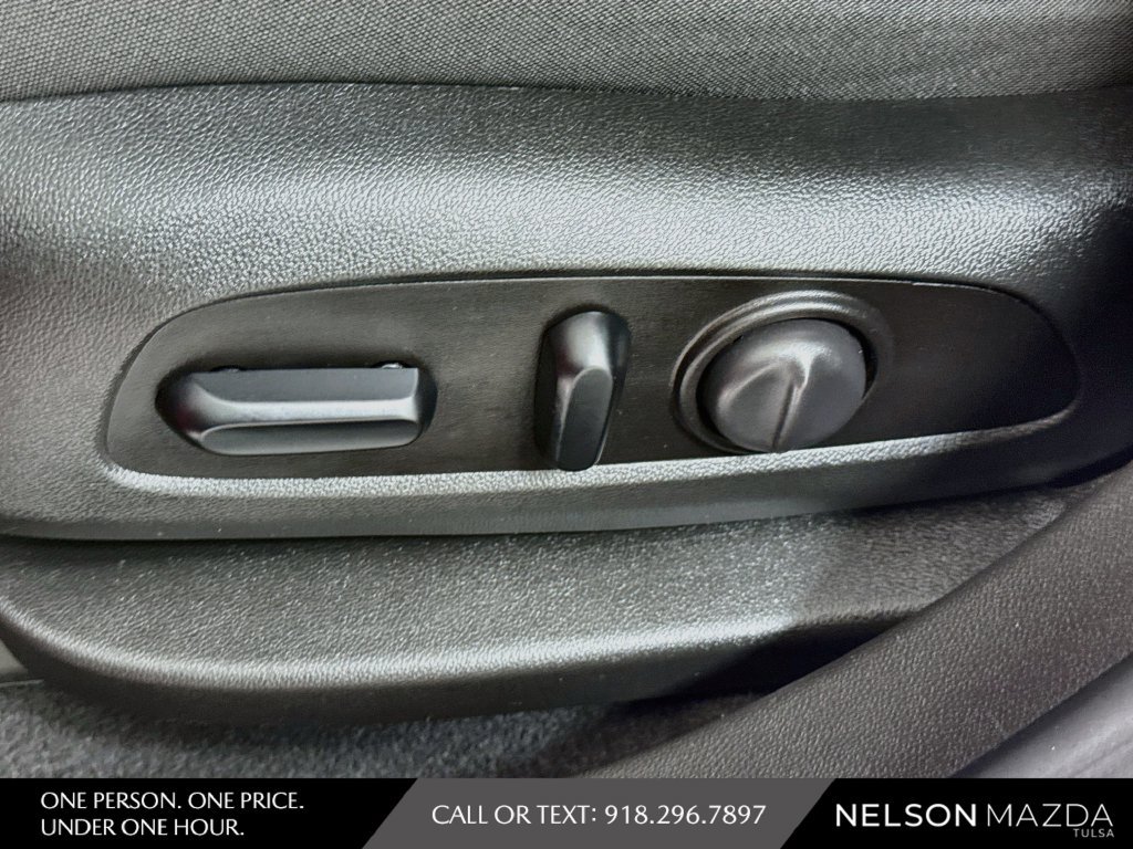 Used 2020 Chevrolet Blazer LT FWD image 20