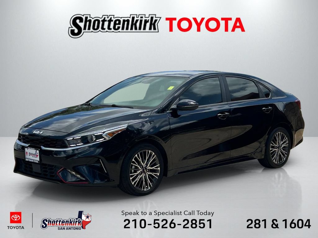 Used 2022 Kia Forte GT-Line w/ GT-Line Technology Package FWD image 1