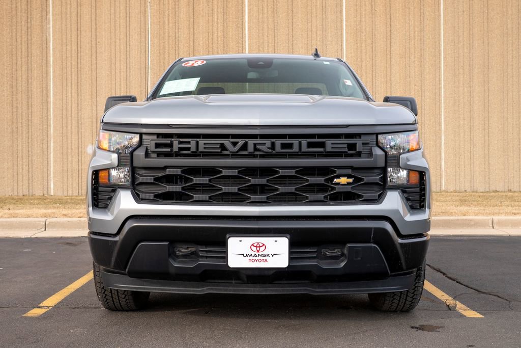 Used 2026 Chevrolet Silverado 1500 W/T w/ WT Value Package image 3