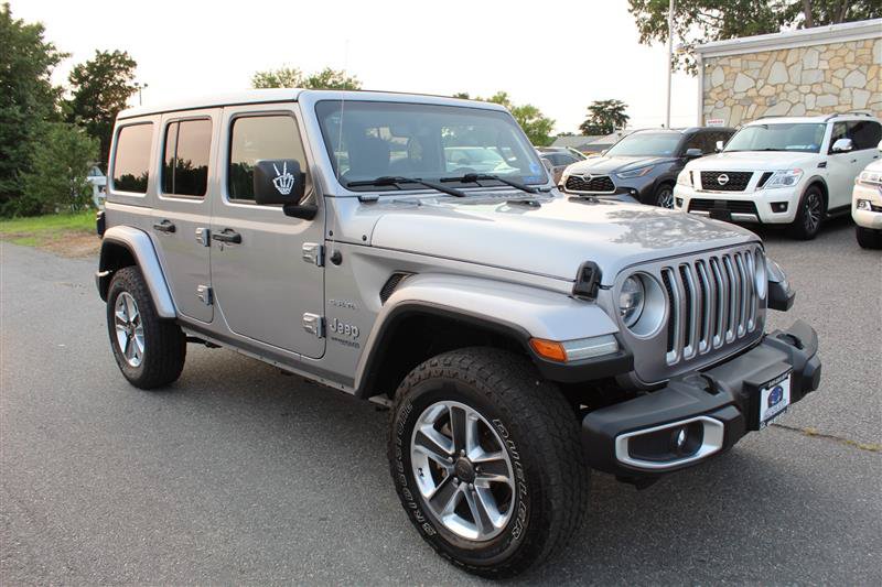 Used 2019 Jeep Wrangler Unlimited Sahara AWD/4WD image 9