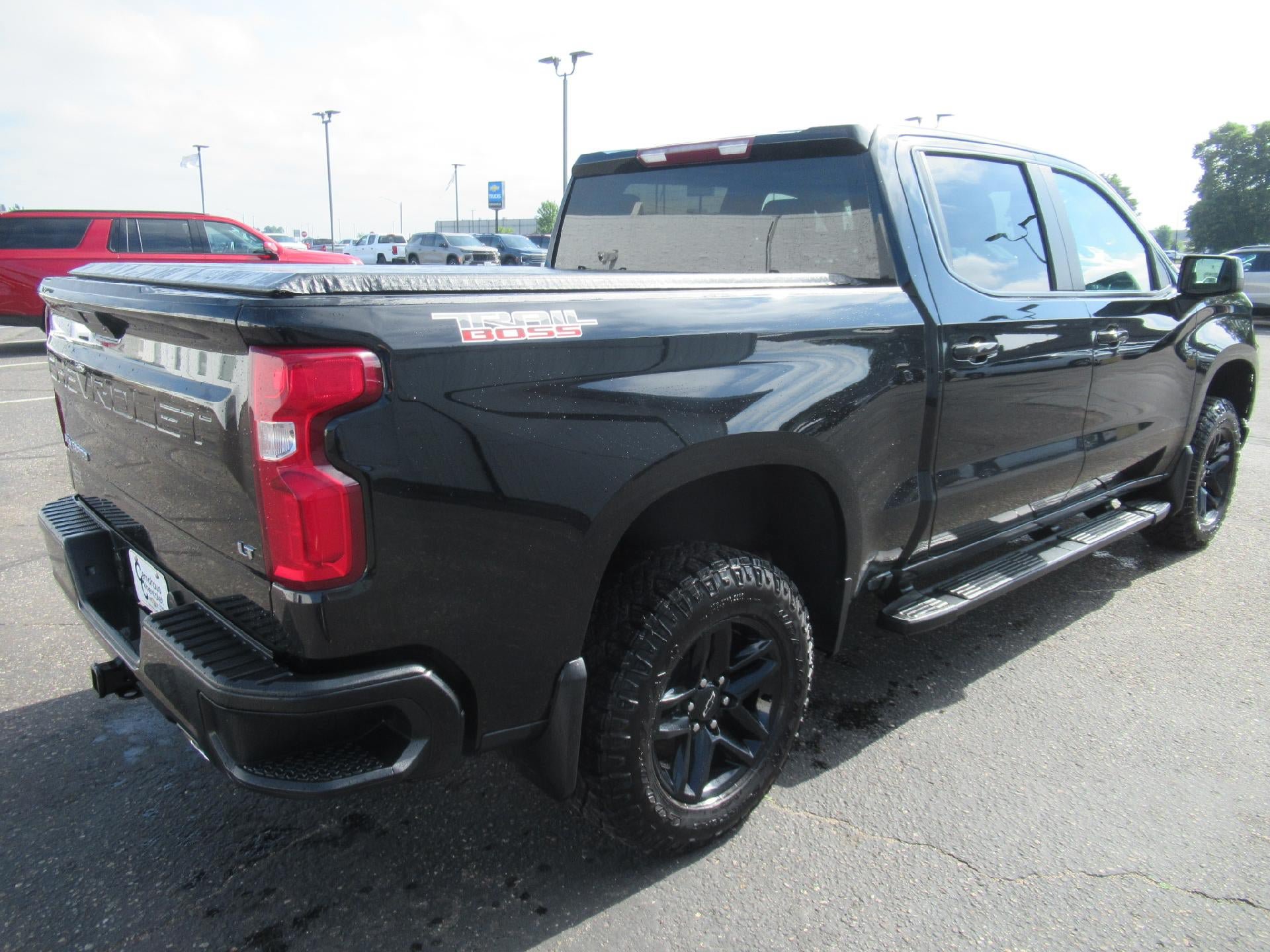 Used 2021 Chevrolet Silverado 1500 LT Trail Boss w/ Bed Protection Package AWD/4WD image 5