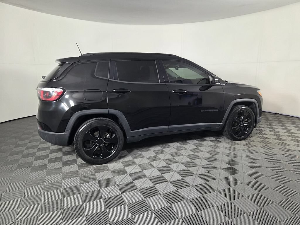 Used 2020 Jeep Compass Latitude FWD image 5