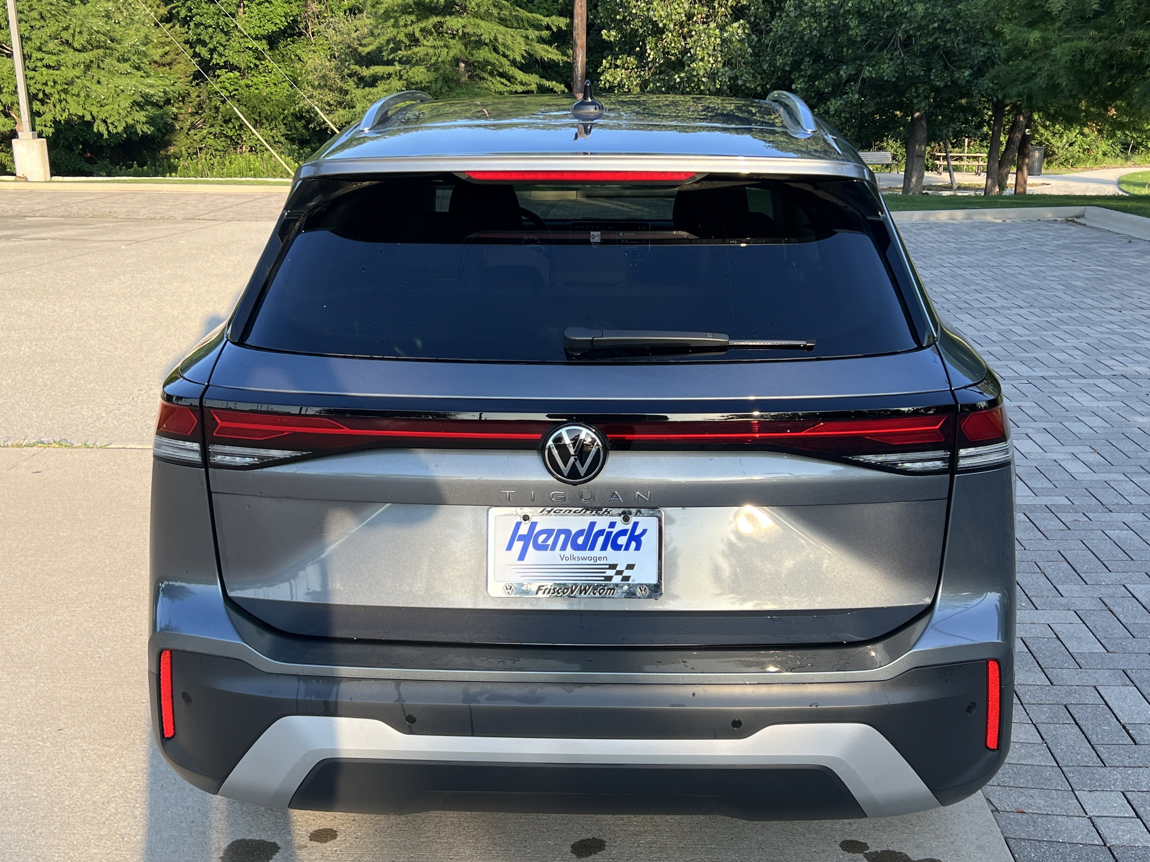 Certified 2025 Volkswagen Tiguan S FWD image 9