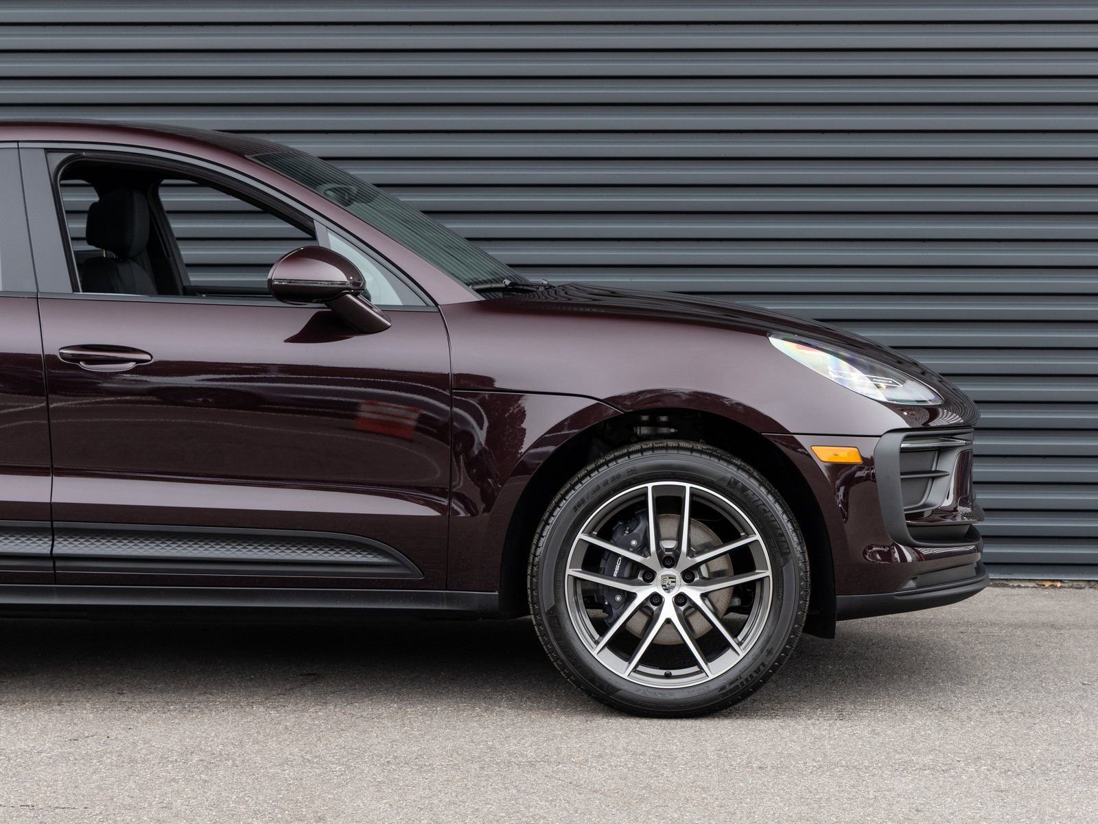 Certified 2026 Porsche Macan image 9