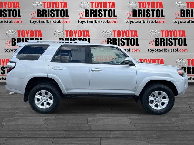 Used 2015 Toyota 4Runner SR5 Premium AWD/4WD image 2