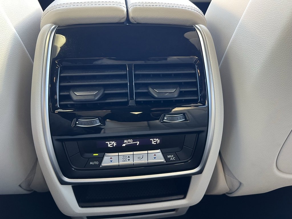 Used 2020 BMW X5 xDrive40i w/ Executive Package image 33