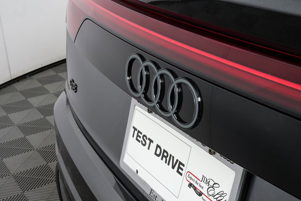 New 2026 Audi Q8 Premium Plus AWD/4WD image 38