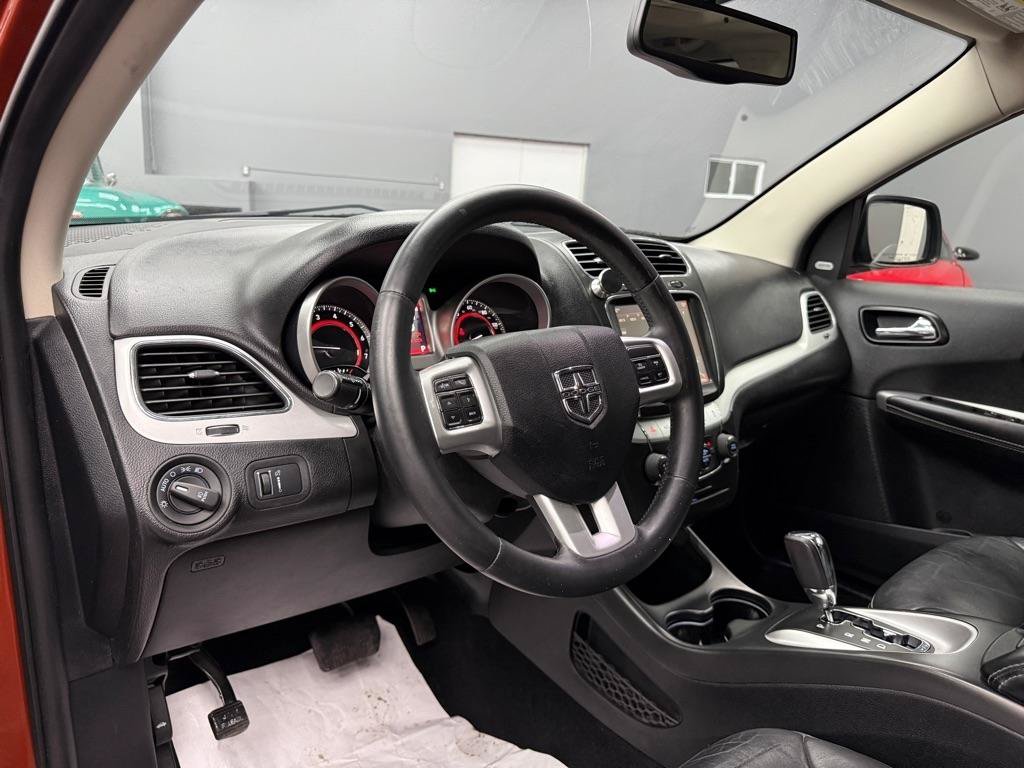 Used 2014 Dodge Journey Limited w/ Flexible Seating Group FWD image 20