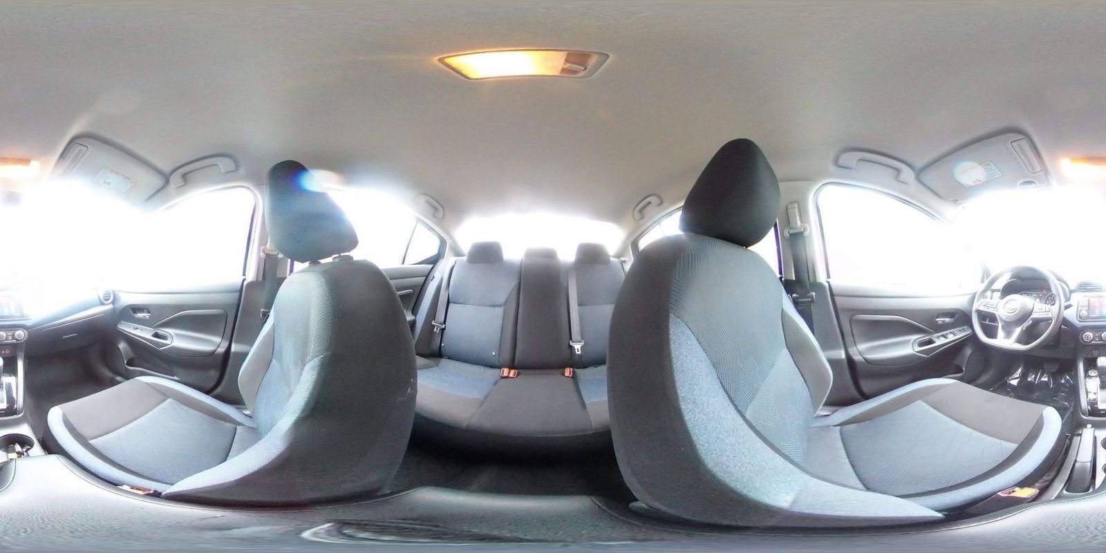 Used 2025 Nissan Versa SV image 41