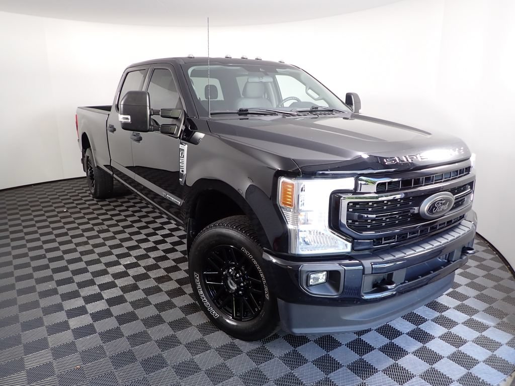 Used 2022 Ford F250 XLT w/ Black Appearance Package AWD/4WD image 10