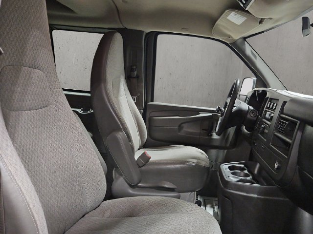 Used 2011 Chevrolet Express 1500 LT w/ LT Preferred Equipment Group AWD/4WD image 20