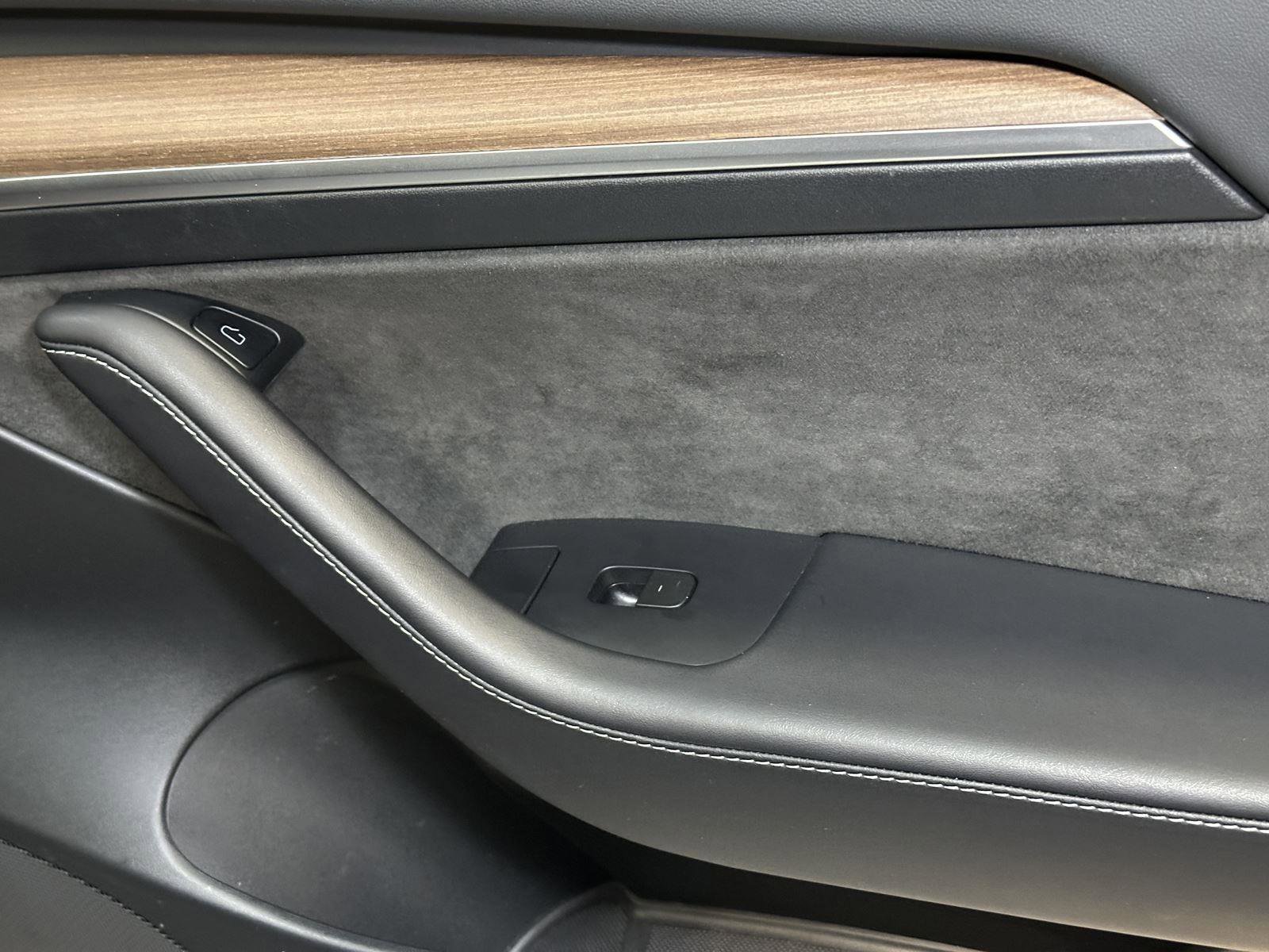 Used 2023 Tesla Model 3 Performance image 37